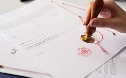 Herausgabe von in notarieller Verwahrung befindlicher Originalurkunde an Gerichtssachverständigen
